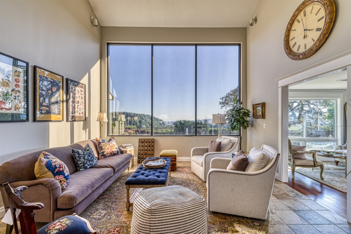 Oregon Wine Getaway for 6