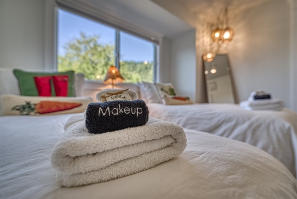 Oregon Wine Getaway for 6