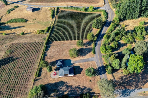 Oregon Wine Getaway for 6