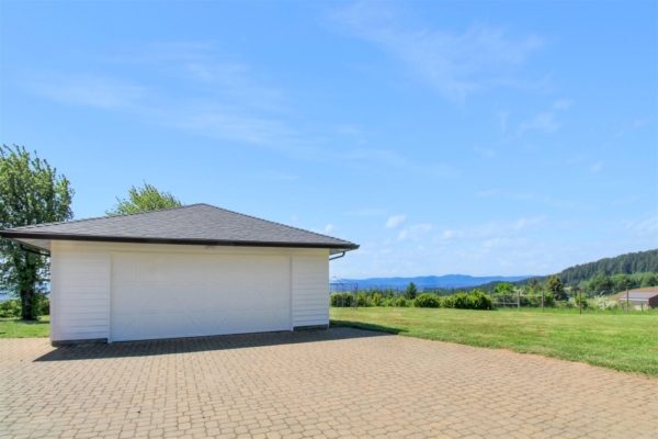 Oregon Wine Getaway for 6