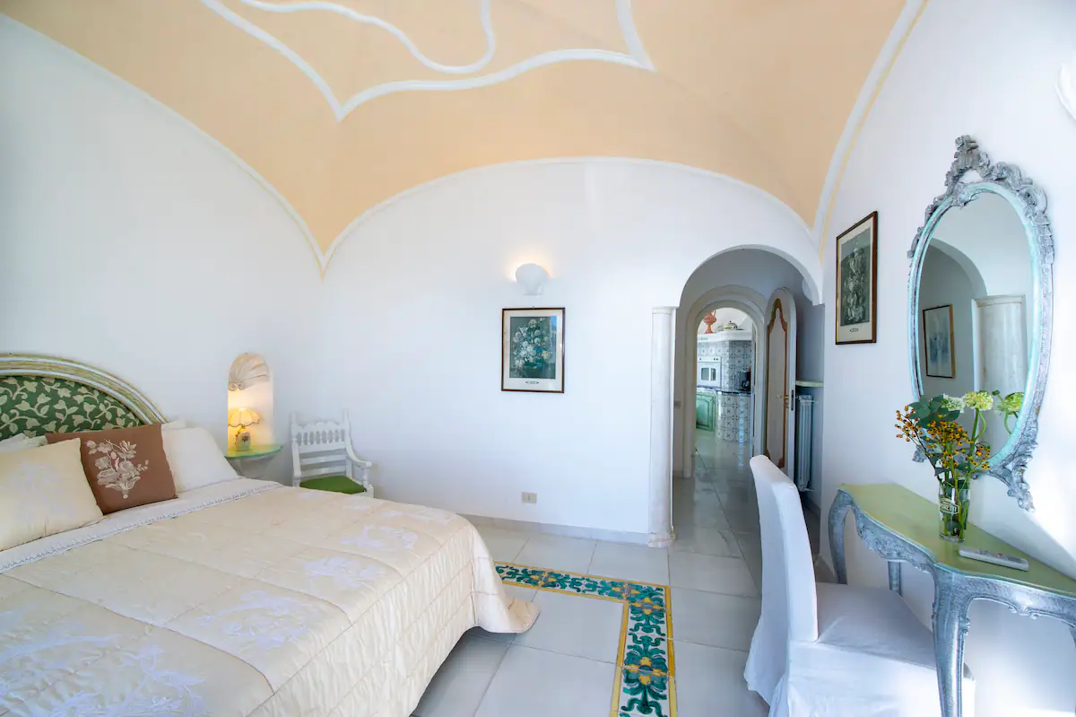 Amalfi Coast Praiano for 4 - Image 12