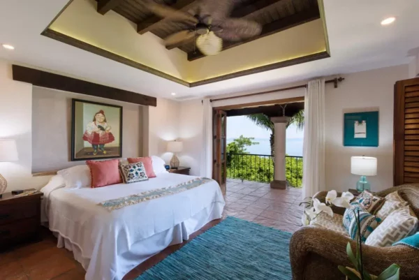 Enchanting Puerto Vallarta for 8