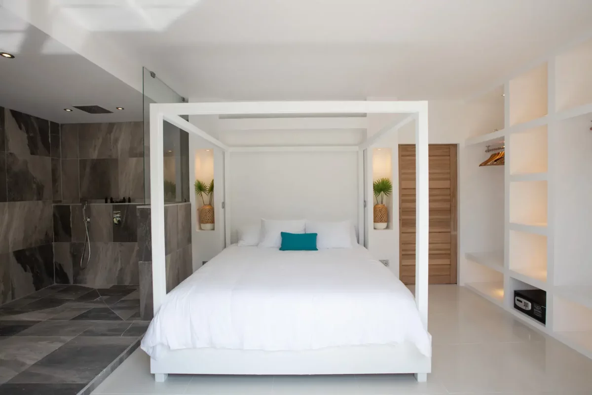 Modern St. Martin for 4