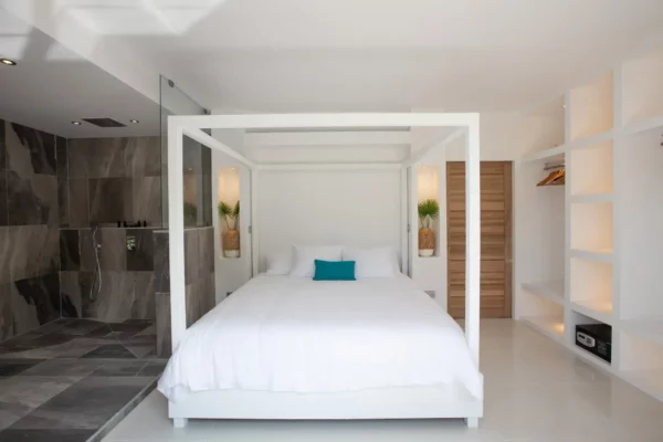 Modern St. Martin for 4